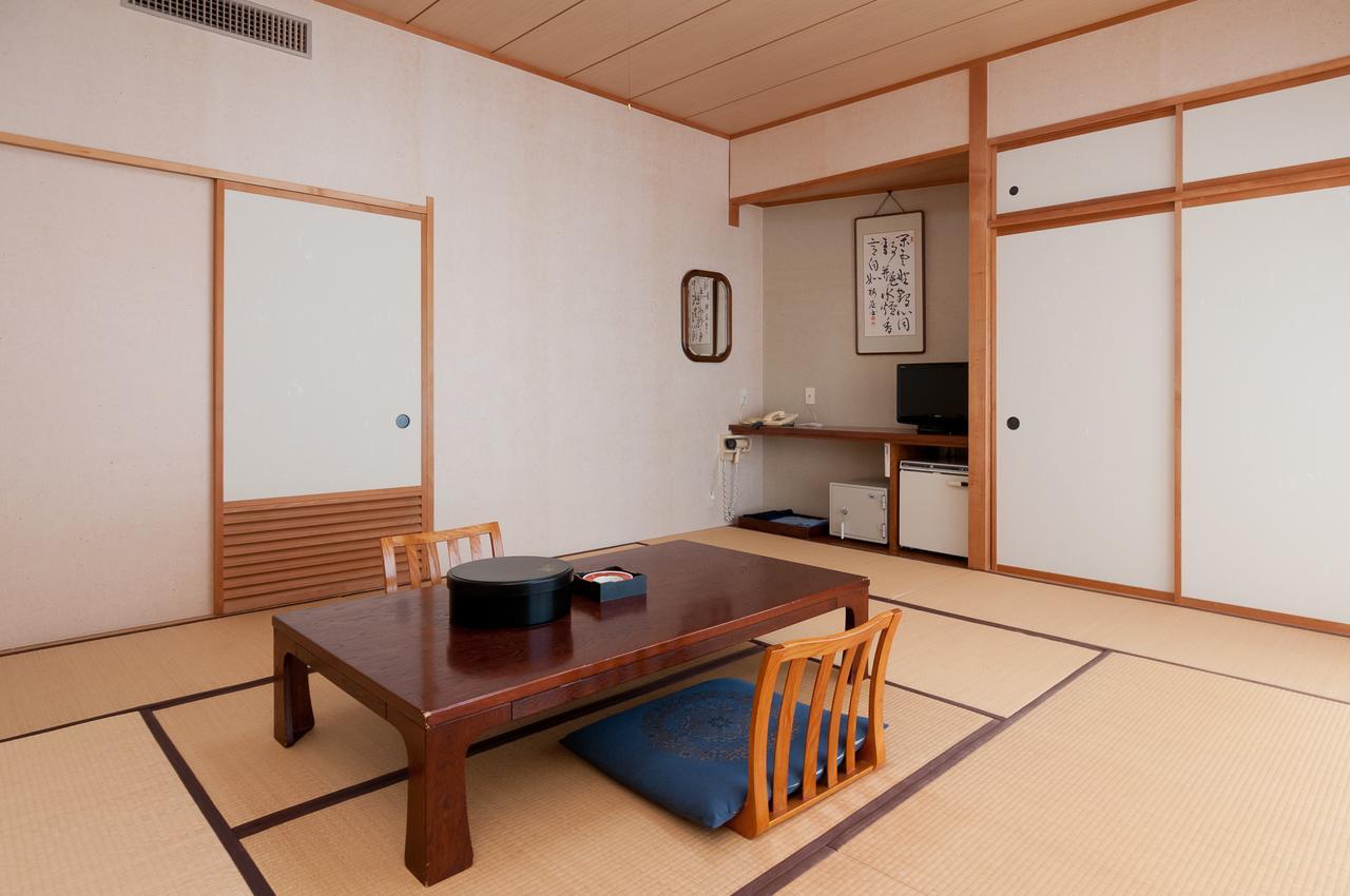 Hotel Mawaki Pole Pole Wajima Zimmer foto